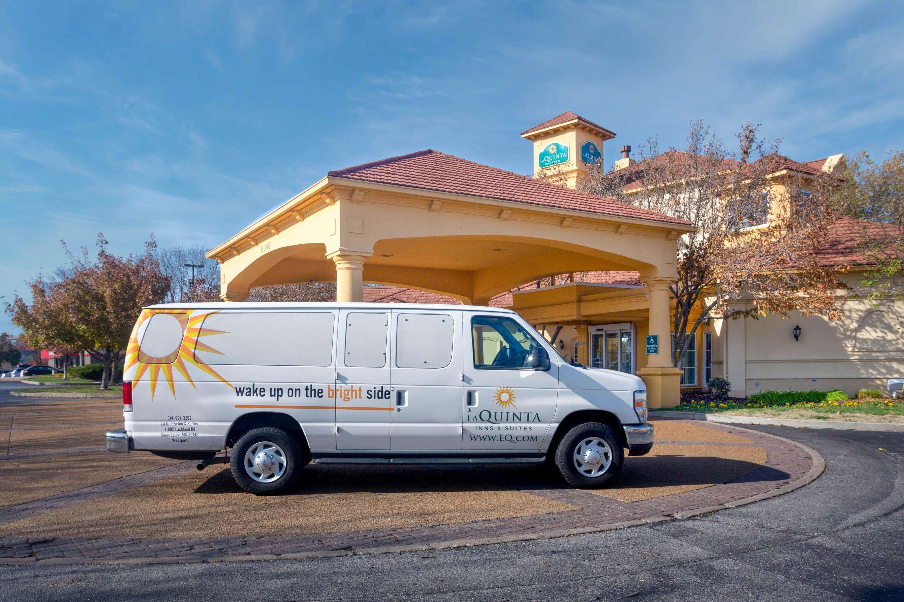 La Quinta By Wyndham St. Louis Westport Hotel Maryland Heights Exterior foto