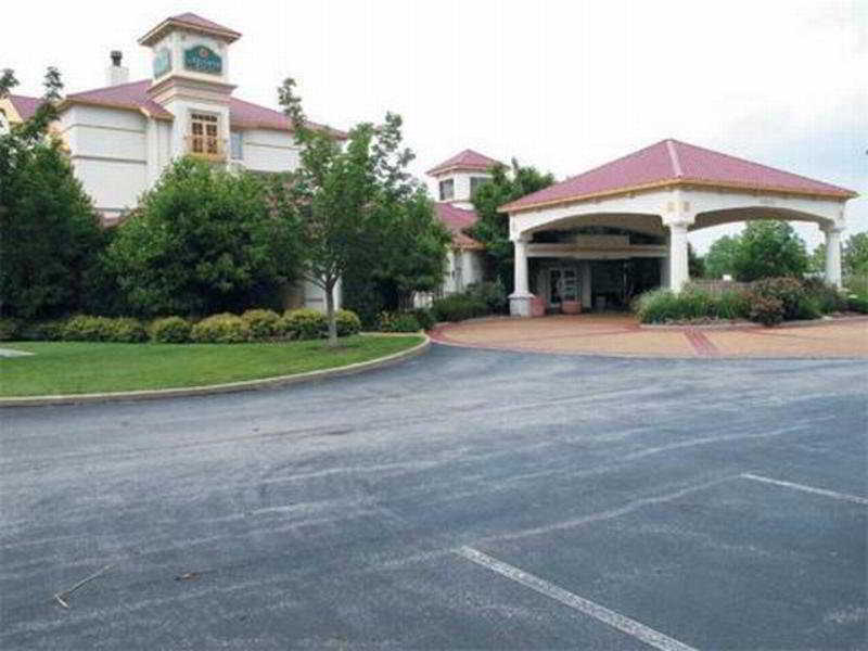 La Quinta By Wyndham St. Louis Westport Hotel Maryland Heights Exterior foto