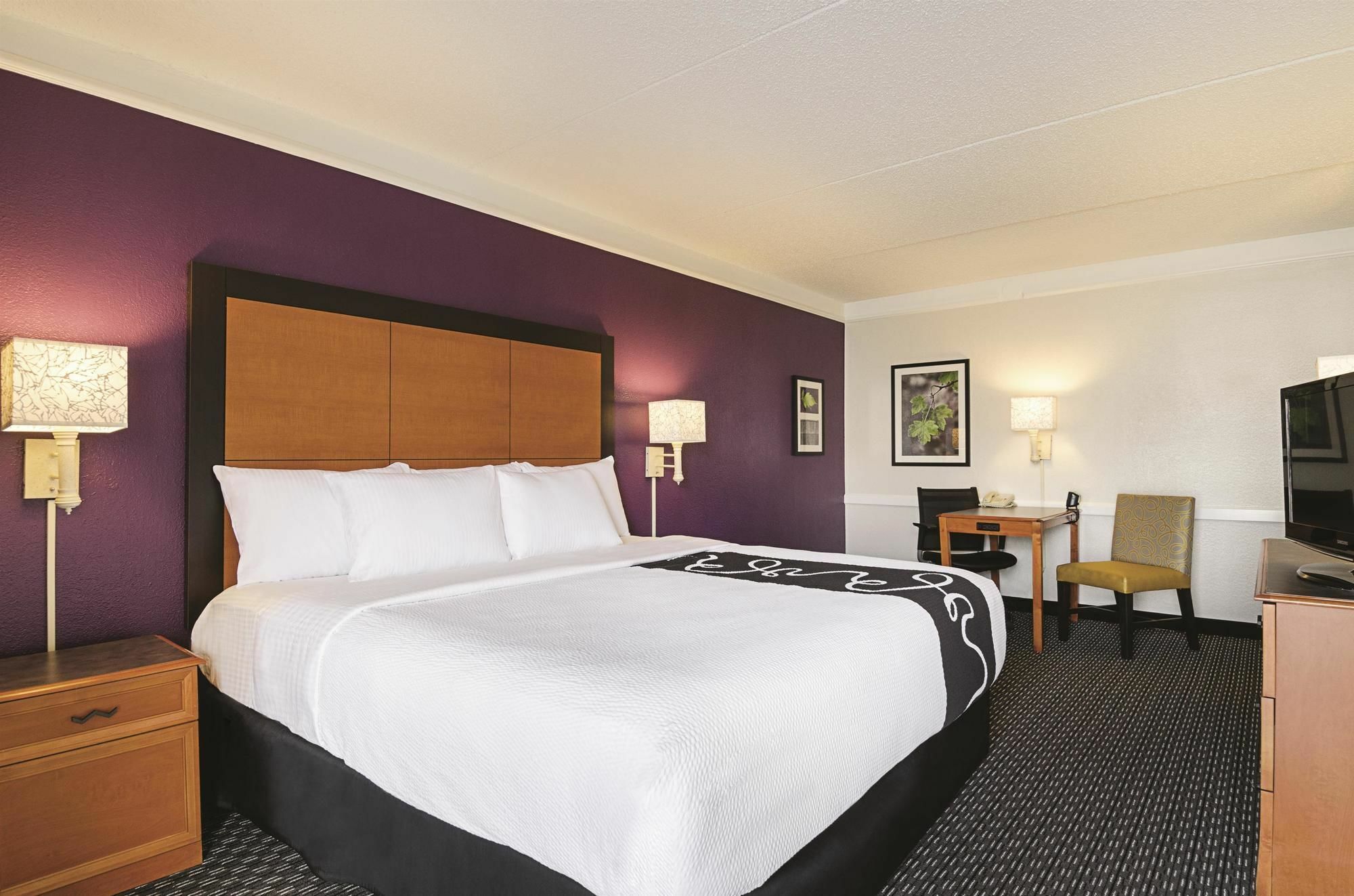 La Quinta By Wyndham St. Louis Westport Hotel Maryland Heights Exterior foto