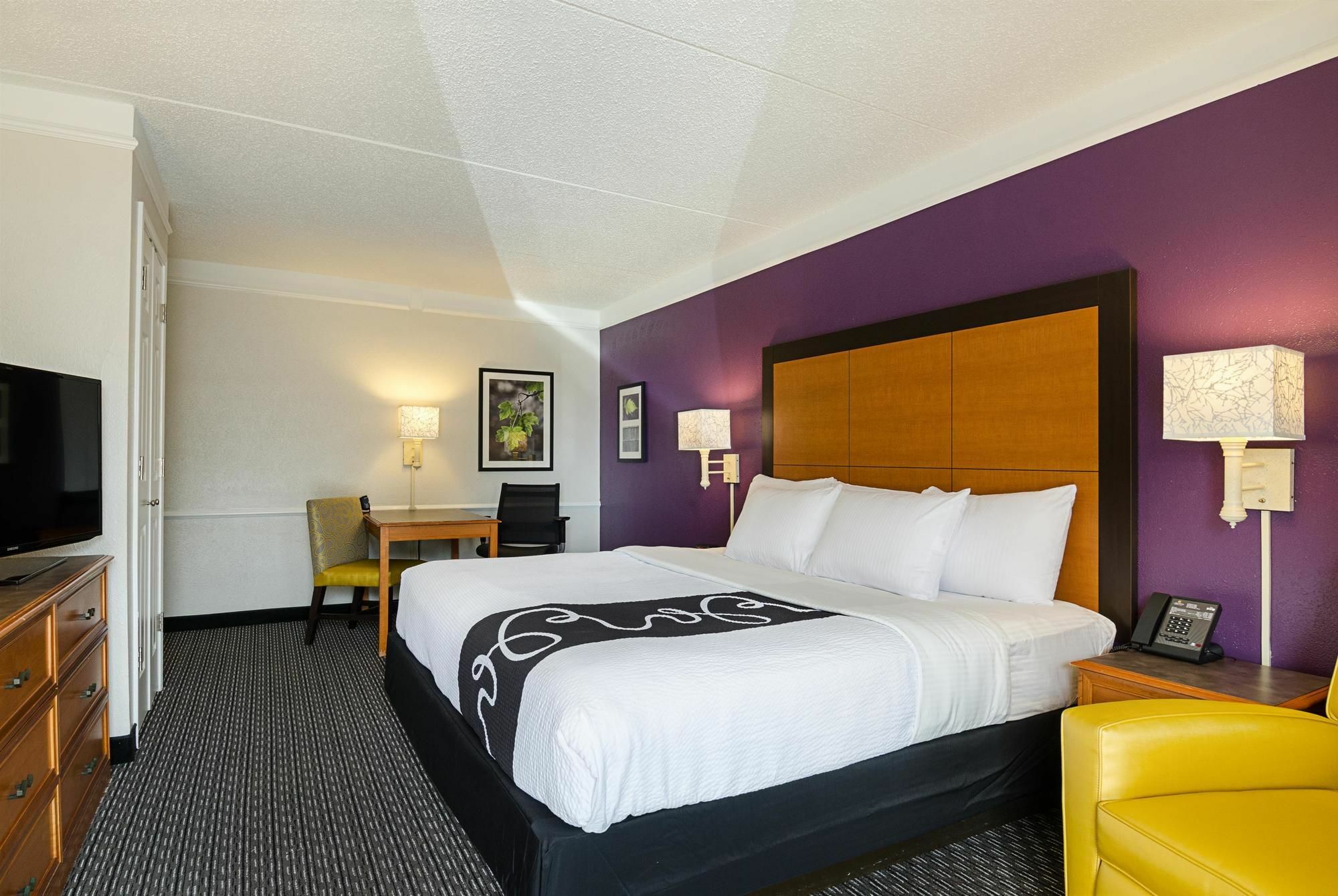 La Quinta By Wyndham St. Louis Westport Hotel Maryland Heights Exterior foto