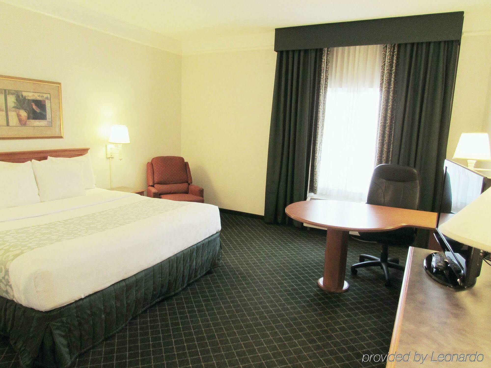 La Quinta By Wyndham St. Louis Westport Hotel Maryland Heights Exterior foto